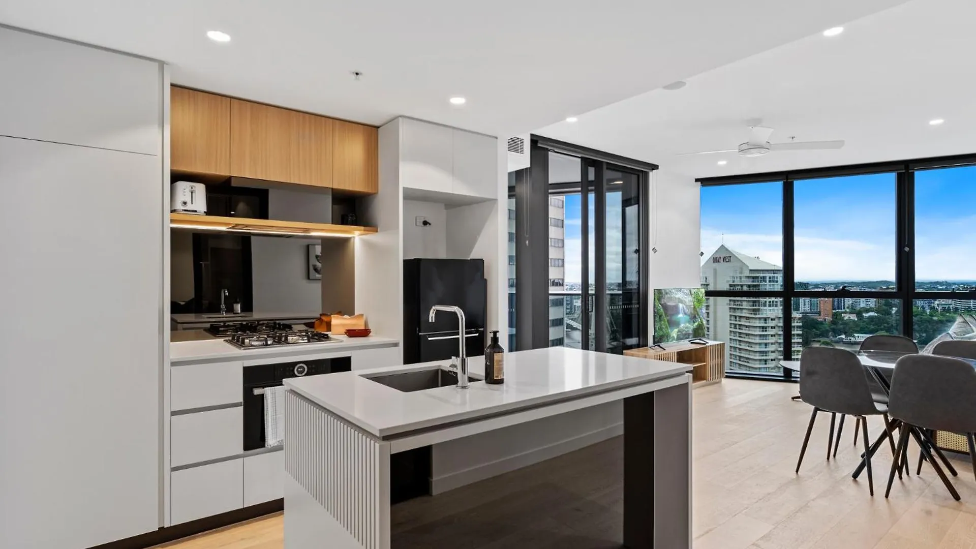 Queens Wharf Residences Apartments Brisbane 0*,  Australia